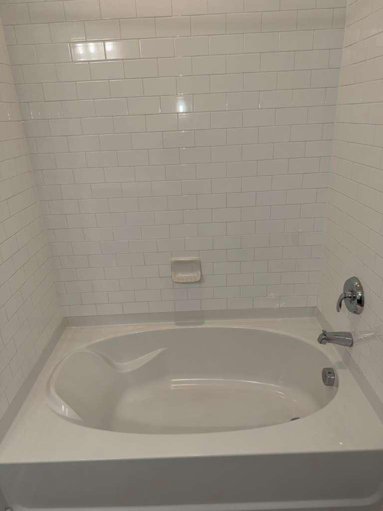 After - Bathtub Deep Clean